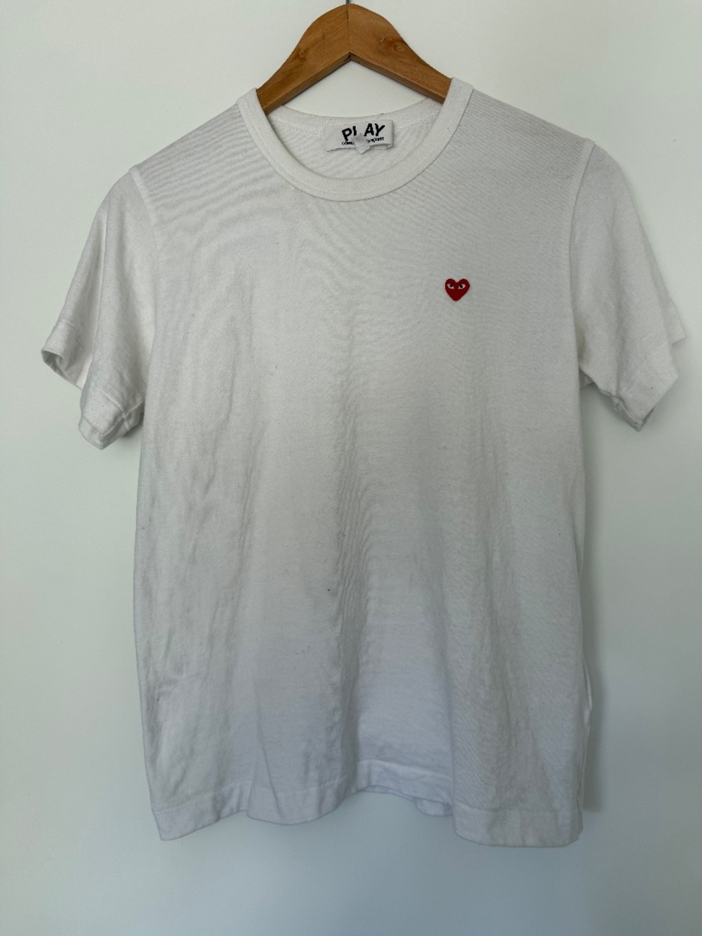 Comme des Garçons PLAY Red Heart Emblem Tee in White | Size L